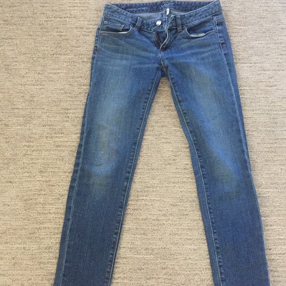 Distressed low-mid rise jeans